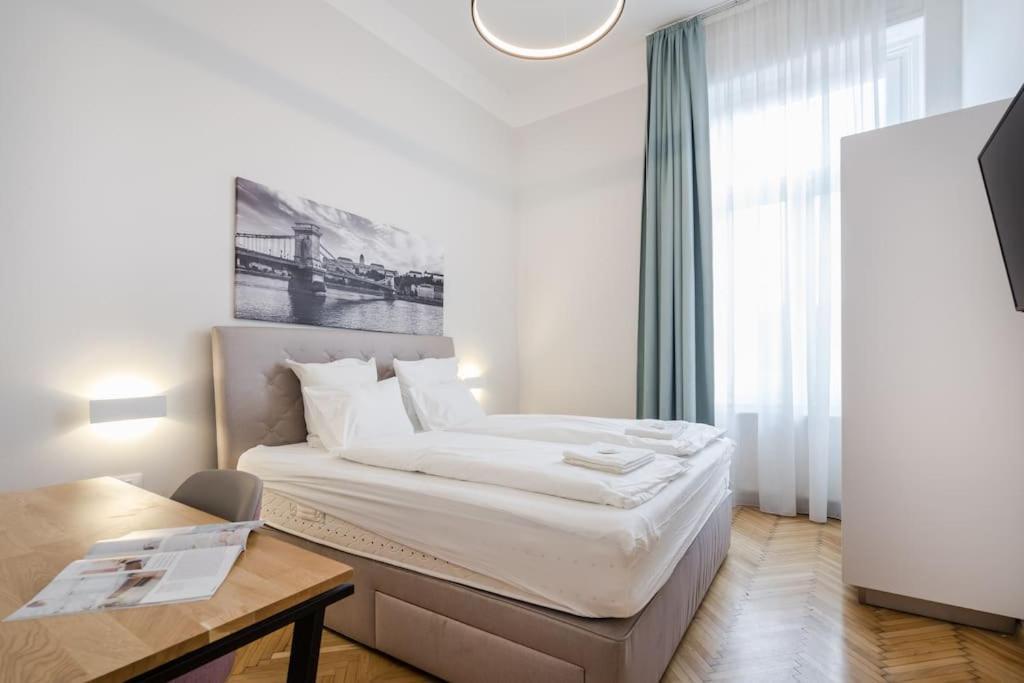 Klauzal City Garden Apartments - 2-Bedroom K34 Budapest Esterno foto