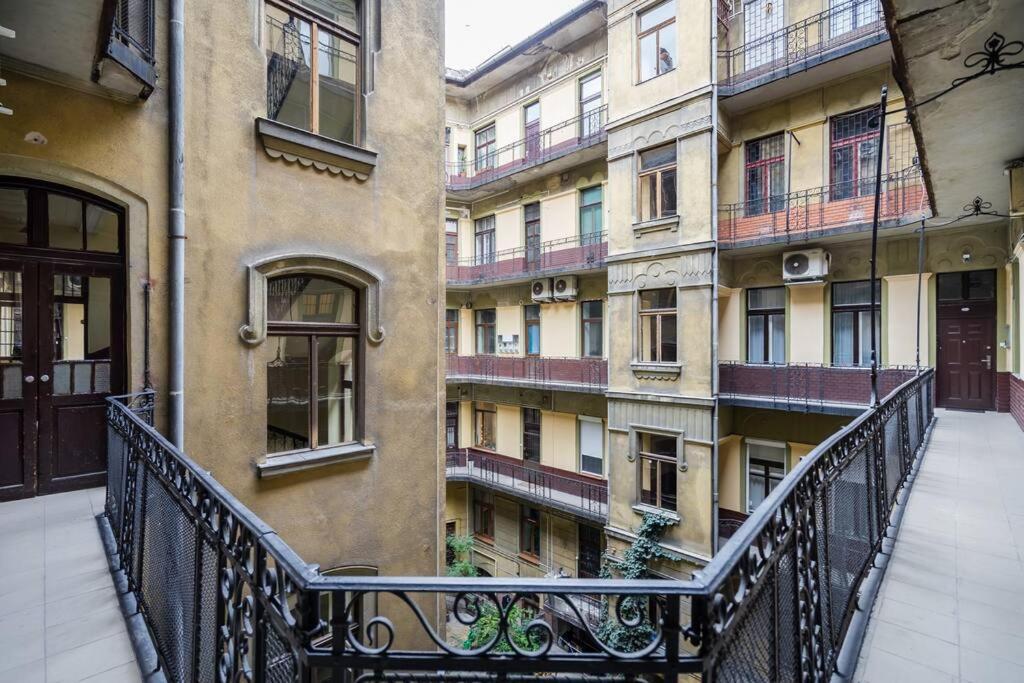 Klauzal City Garden Apartments - 2-Bedroom K34 Budapest Esterno foto