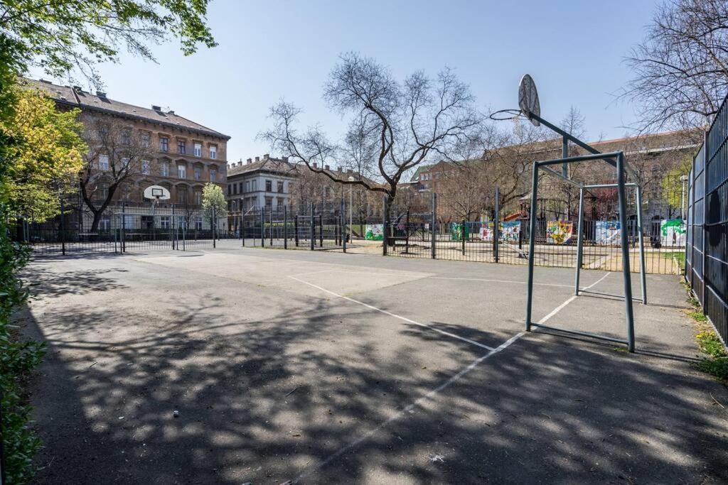 Klauzal City Garden Apartments - 2-Bedroom K34 Budapest Esterno foto