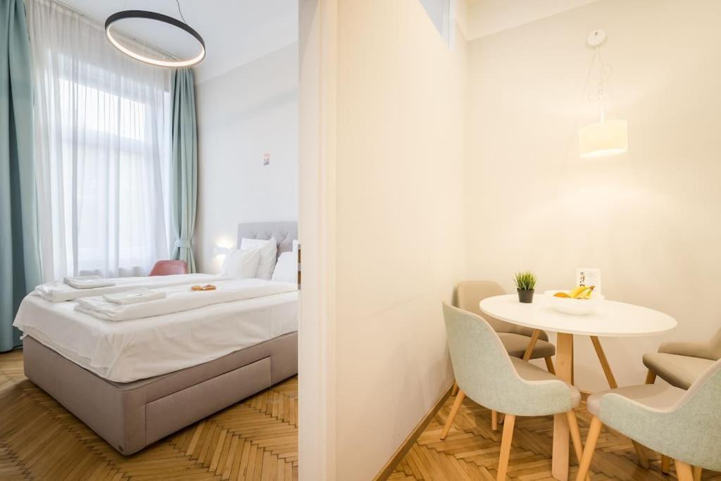 Klauzal City Garden Apartments - 2-Bedroom K34 Budapest Esterno foto