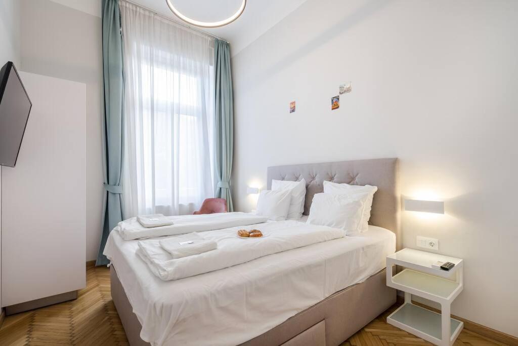 Klauzal City Garden Apartments - 2-Bedroom K34 Budapest Esterno foto